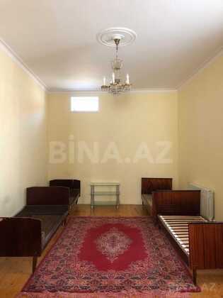 2 otaqlı Köhnə tikili, İnşaatçılar m., Bakı