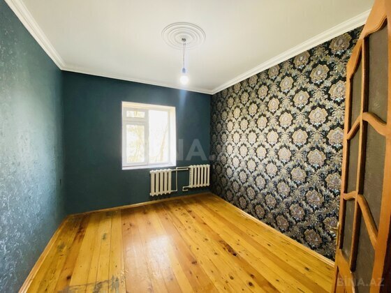 4 otaqlı Köhnə tikili, Xalqlar Dostluğu m., Bakı