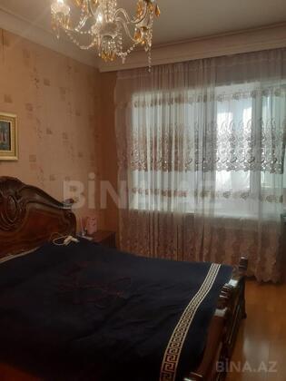 4 otaqlı Köhnə tikili, Memar Əcəmi m., Bakı