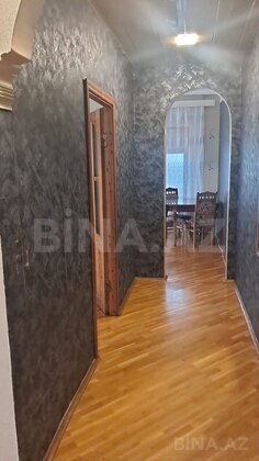 2 otaqlı Köhnə tikili, Azadlıq Prospekti m., Bakı