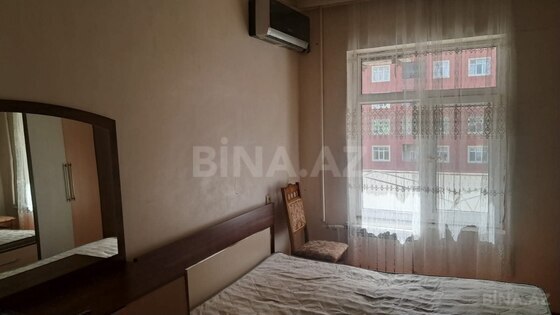 2 otaqlı Köhnə tikili, Azadlıq Prospekti m., Bakı