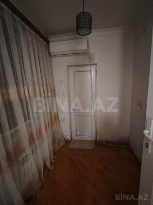 3 otaqlı Köhnə tikili, İnşaatçılar m., Bakı
