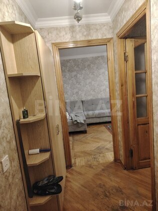 3 otaqlı Köhnə tikili, İnşaatçılar m., Bakı