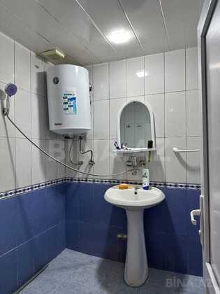 2 otaqlı Köhnə tikili, Bakıxanov q., Bakı