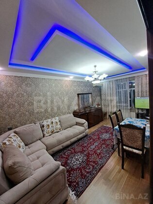 3 otaqlı Köhnə tikili, Həzi Aslanov m., Bakı