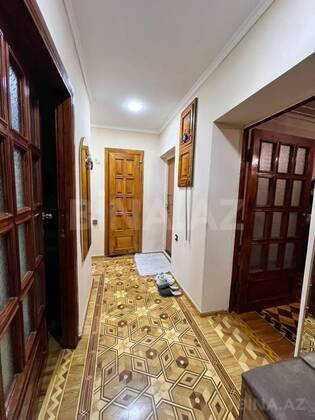 3 otaqlı Köhnə tikili, Şah İsmayıl Xətai m., Bakı