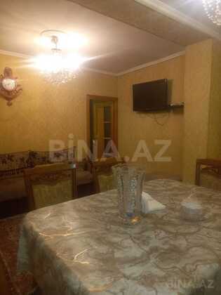 2 otaqlı Köhnə tikili, Sahil m., Bakı