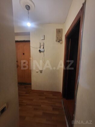 1 otaqlı Köhnə tikili, Neftçilər m., Bakı