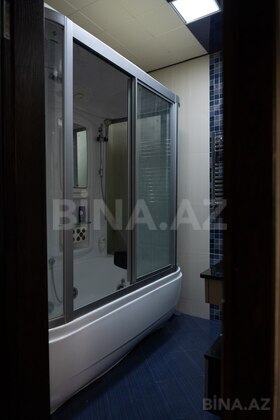 3 otaqlı Yeni tikili, Şah İsmayıl Xətai m., Bakı