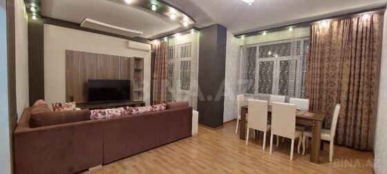 3 otaqlı Yeni tikili, Şah İsmayıl Xətai m., Bakı