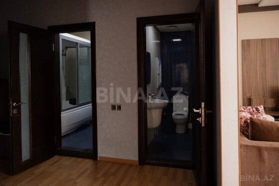 3 otaqlı Yeni tikili, Şah İsmayıl Xətai m., Bakı