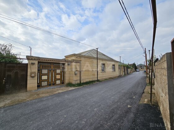 4 otaqlı Həyət evi/Bağ evi, Binə q., Bakı