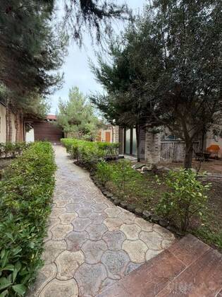 4 otaqlı Həyət evi/Bağ evi, Badamdar q., Bakı
