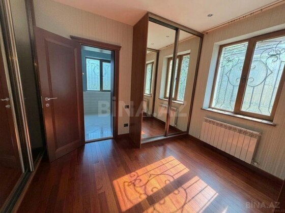 5 otaqlı Həyət evi/Bağ evi, Səbail r., Bakı