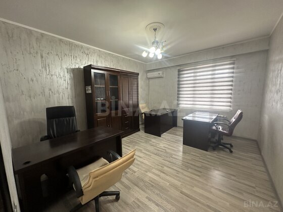 3 otaqlı Ofis, Memar Əcəmi m., Bakı