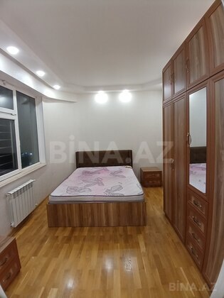 3 otaqlı Yeni tikili, İnşaatçılar m., Bakı