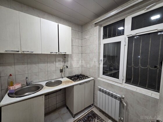 2 otaqlı Köhnə tikili, Azadlıq Prospekti m., Bakı