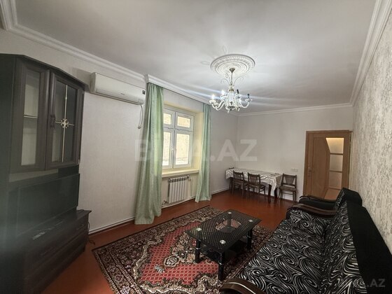 2 otaqlı Köhnə tikili, Həzi Aslanov m., Bakı