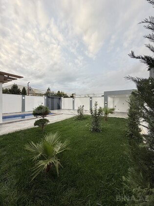 4 otaqlı Həyət evi/Bağ evi, Şüvəlan q., Bakı