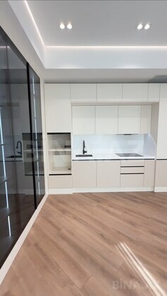 3 otaqlı Yeni tikili, Elmlər Akademiyası m., Bakı