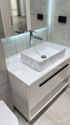 3 otaqlı Yeni tikili, Elmlər Akademiyası m., Bakı