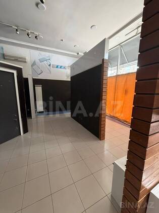 Obyekt 8 Noyabr m., Bakı