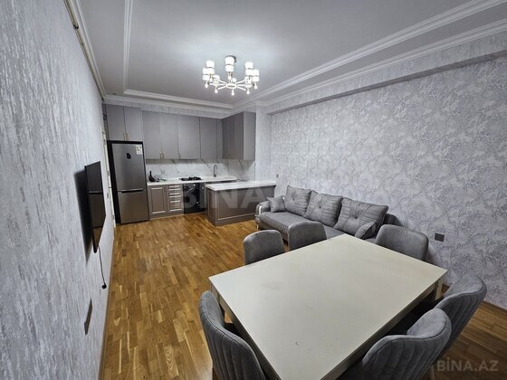 3 otaqlı Yeni tikili, Qara Qarayev m., Bakı