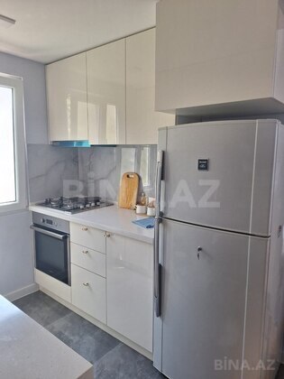 2 otaqlı Köhnə tikili, Sahil m., Bakı