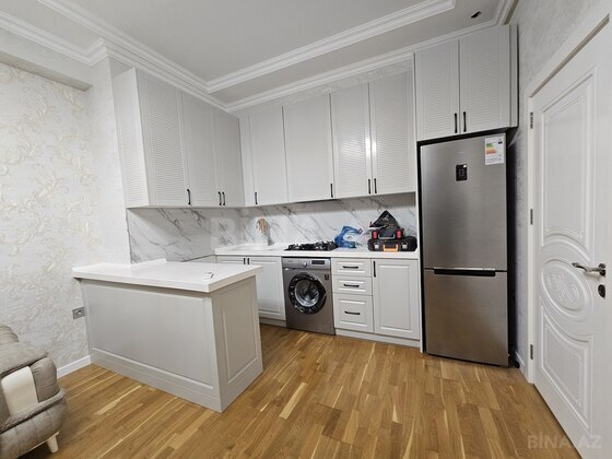 3 otaqlı Yeni tikili, Qara Qarayev m., Bakı