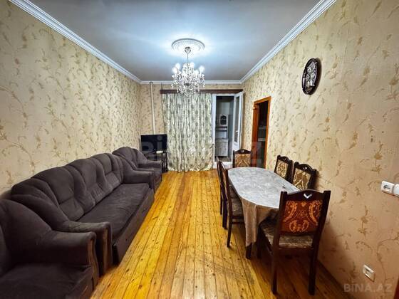 2 otaqlı Köhnə tikili, 7-ci mikrorayon q., Bakı