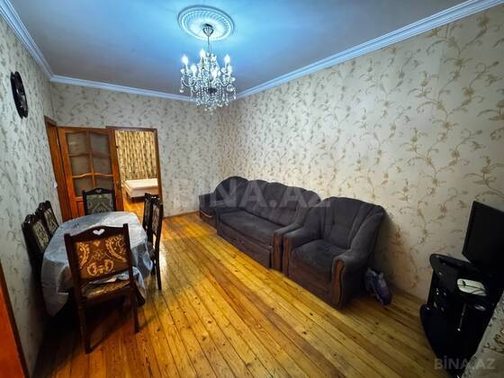 2 otaqlı Köhnə tikili, 7-ci mikrorayon q., Bakı