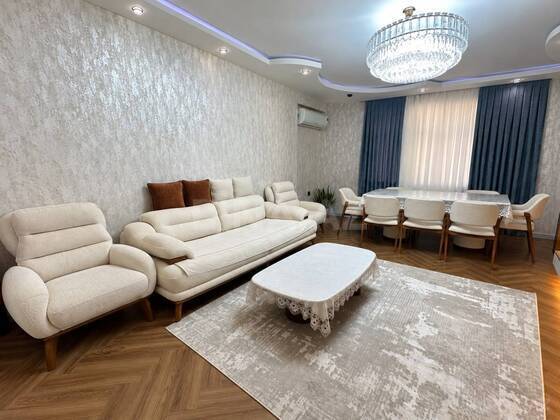 3 otaqlı Yeni tikili, İnşaatçılar m., Bakı