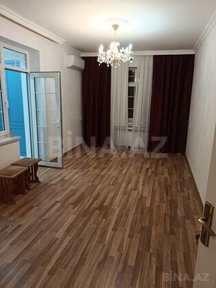2 otaqlı Köhnə tikili, Xalqlar Dostluğu m., Bakı