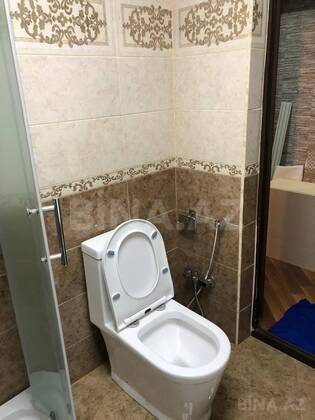2 otaqlı Köhnə tikili, İnşaatçılar m., Bakı