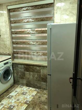 2 otaqlı Köhnə tikili, İnşaatçılar m., Bakı