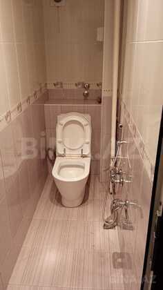3 otaqlı Köhnə tikili, 8 Noyabr m., Bakı