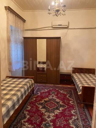 3 otaqlı Köhnə tikili, İçəri Şəhər m., Bakı