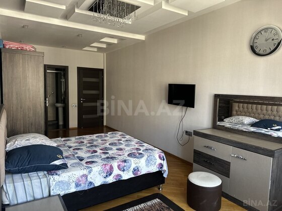 3 otaqlı Yeni tikili, Şah İsmayıl Xətai m., Bakı