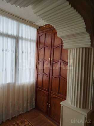 2 otaqlı Köhnə tikili, 28 May m., Bakı