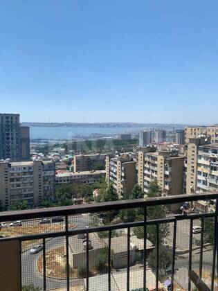 5 otaqlı Köhnə tikili, Həzi Aslanov q., Bakı