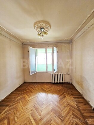 3 otaqlı Köhnə tikili, Neftçilər m., Bakı