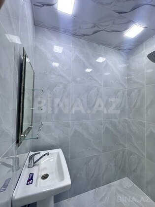 2 otaqlı Köhnə tikili, Memar Əcəmi m., Bakı