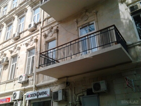 5 otaqlı Köhnə tikili, İçəri Şəhər m., Bakı