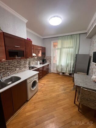 2 otaqlı Yeni tikili, 7-ci mikrorayon q., Bakı