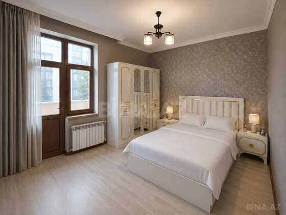 3 otaqlı Yeni tikili, Bakıxanov q., Bakı