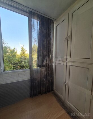 2 otaqlı Köhnə tikili, Elmlər Akademiyası m., Bakı