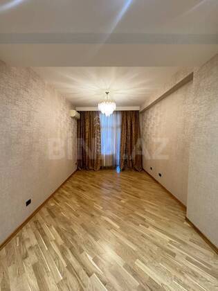 5 otaqlı Yeni tikili, 28 May m., Bakı