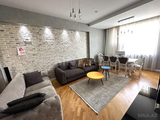 3 otaqlı Yeni tikili, Neftçilər m., Bakı