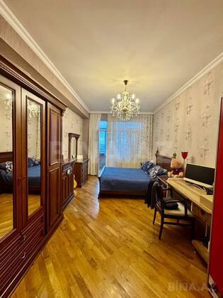3 otaqlı Yeni tikili, İnşaatçılar m., Bakı