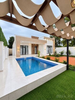 4 otaqlı Həyət evi/Bağ evi, Şüvəlan q., Bakı